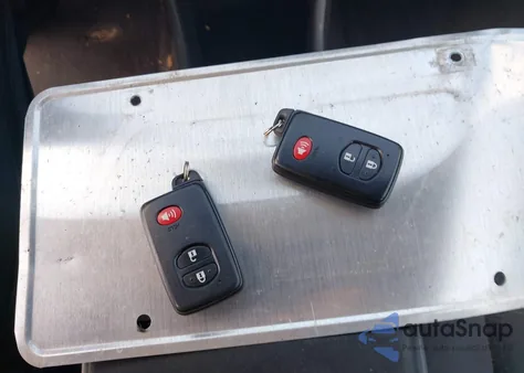 2012 Toyota Prius V Two from USA, damaged, VIN JTDZN3EU5C3168807